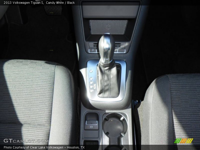 Candy White / Black 2013 Volkswagen Tiguan S