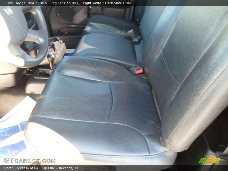 Bright White / Dark Slate Gray 2005 Dodge Ram 2500 ST Regular Cab 4x4