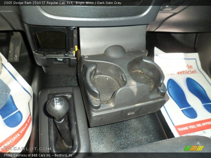 Bright White / Dark Slate Gray 2005 Dodge Ram 2500 ST Regular Cab 4x4