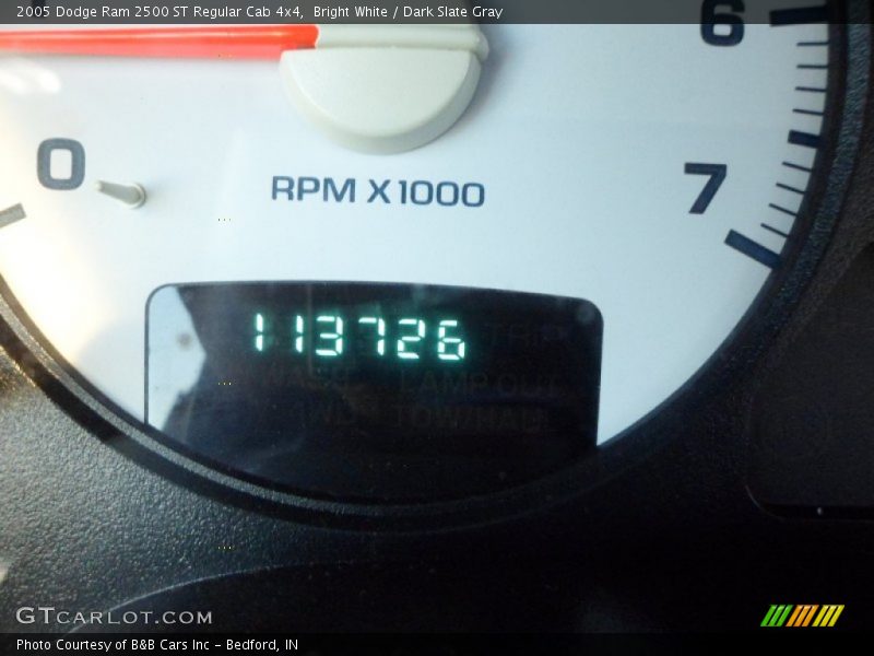 Bright White / Dark Slate Gray 2005 Dodge Ram 2500 ST Regular Cab 4x4