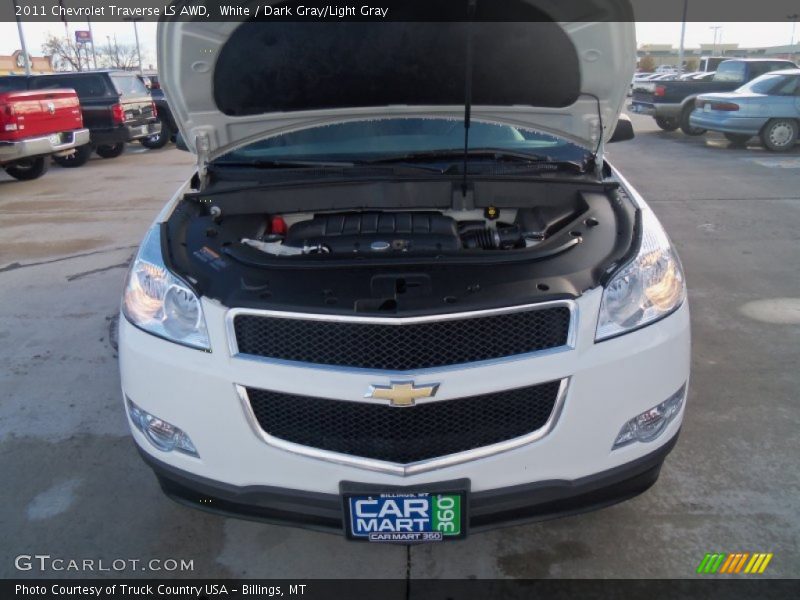 White / Dark Gray/Light Gray 2011 Chevrolet Traverse LS AWD