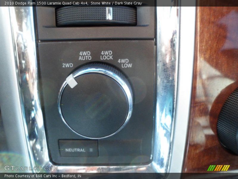 Stone White / Dark Slate Gray 2010 Dodge Ram 1500 Laramie Quad Cab 4x4