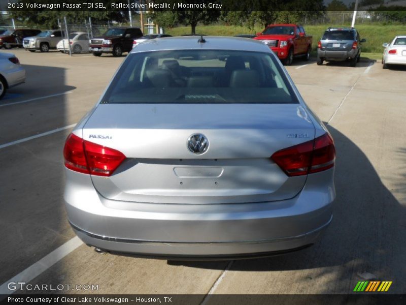 Reflex Silver Metallic / Moonrock Gray 2013 Volkswagen Passat TDI SEL