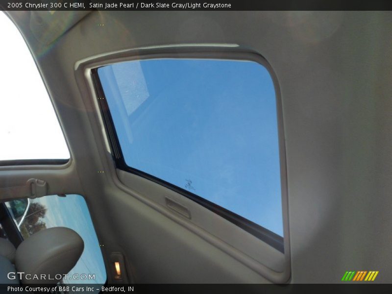 Satin Jade Pearl / Dark Slate Gray/Light Graystone 2005 Chrysler 300 C HEMI