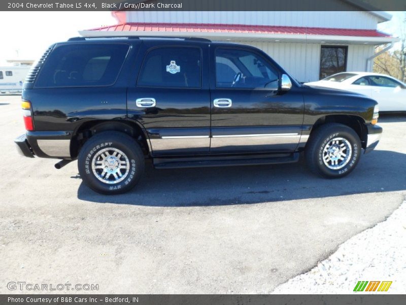 Black / Gray/Dark Charcoal 2004 Chevrolet Tahoe LS 4x4