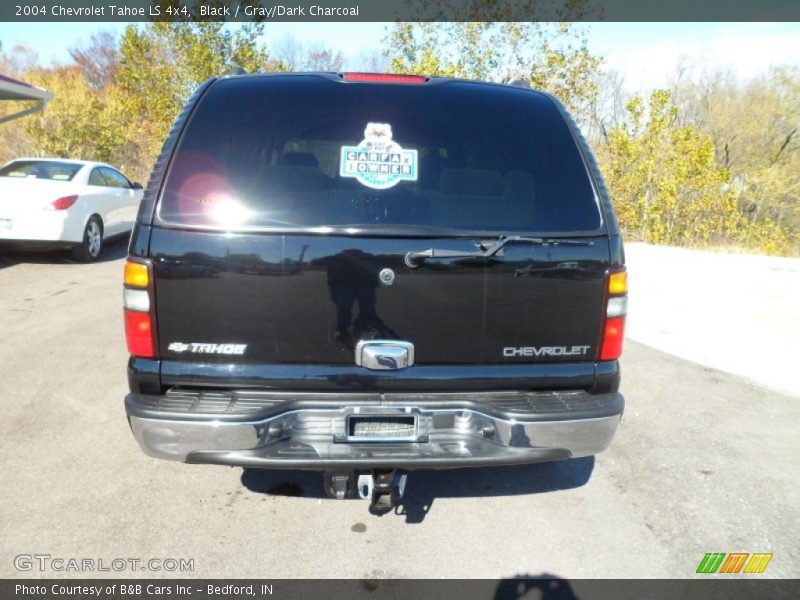 Black / Gray/Dark Charcoal 2004 Chevrolet Tahoe LS 4x4