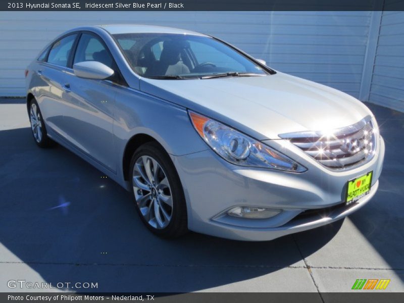 Iridescent Silver Blue Pearl / Black 2013 Hyundai Sonata SE