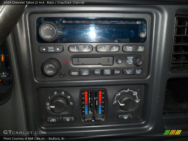 Black / Gray/Dark Charcoal 2004 Chevrolet Tahoe LS 4x4