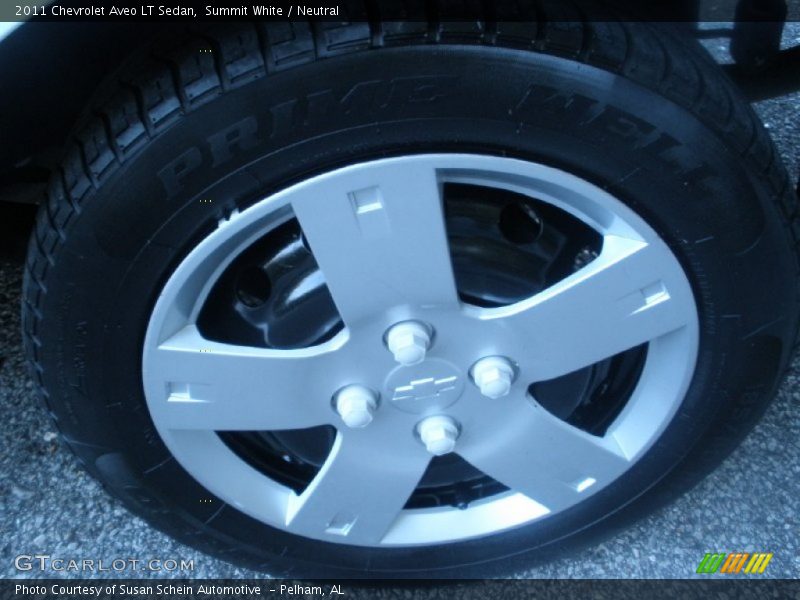 Summit White / Neutral 2011 Chevrolet Aveo LT Sedan