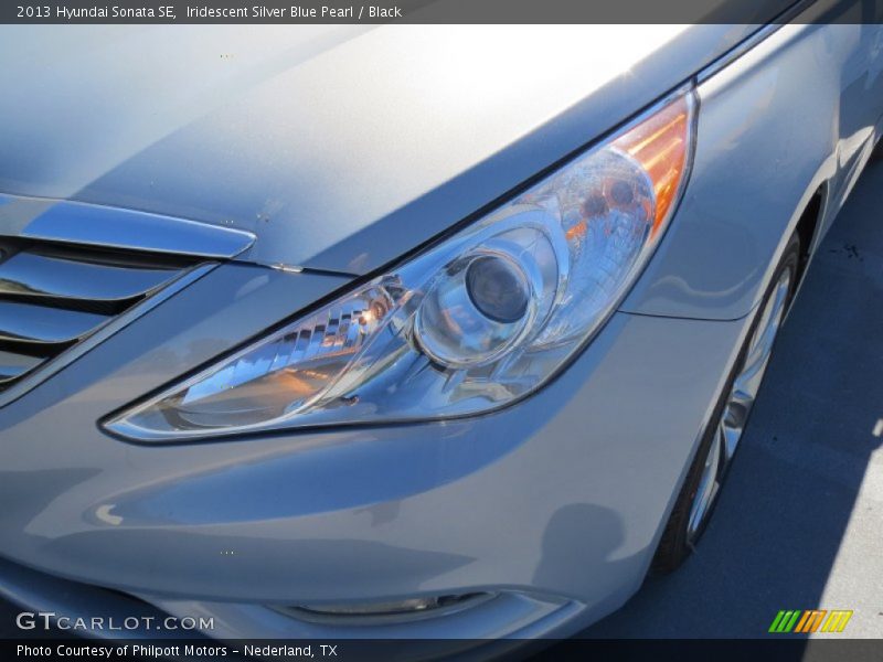 Iridescent Silver Blue Pearl / Black 2013 Hyundai Sonata SE
