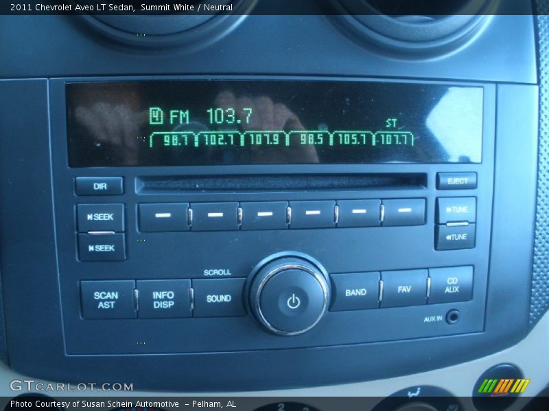 Summit White / Neutral 2011 Chevrolet Aveo LT Sedan