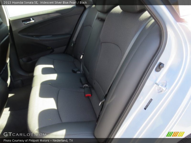 Iridescent Silver Blue Pearl / Black 2013 Hyundai Sonata SE