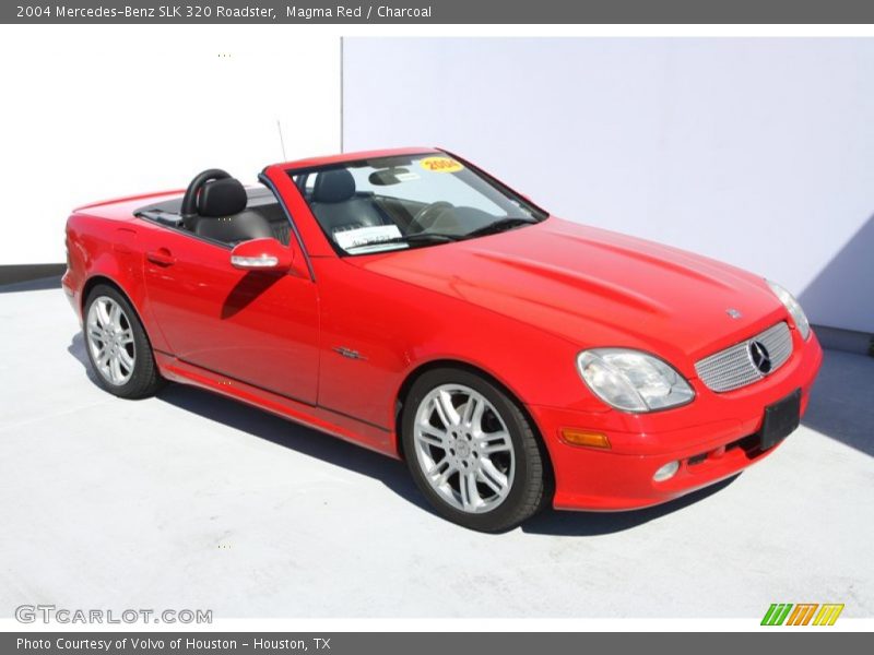 Front 3/4 View of 2004 SLK 320 Roadster