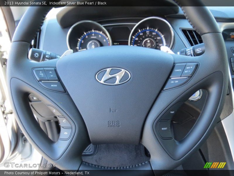 Iridescent Silver Blue Pearl / Black 2013 Hyundai Sonata SE