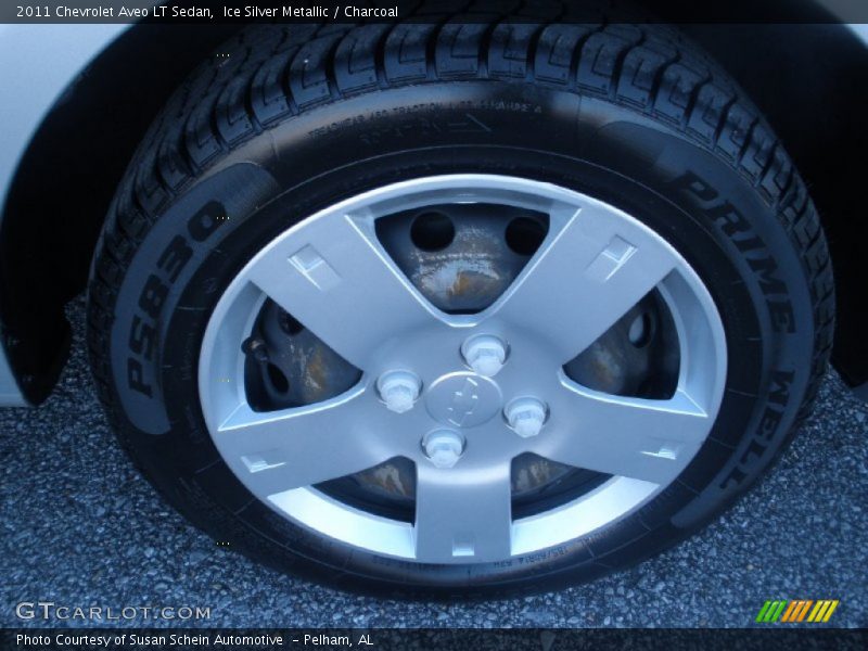 Ice Silver Metallic / Charcoal 2011 Chevrolet Aveo LT Sedan