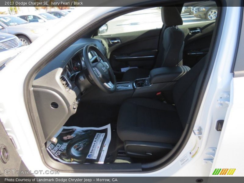 Ivory Pearl / Black 2013 Dodge Charger SE