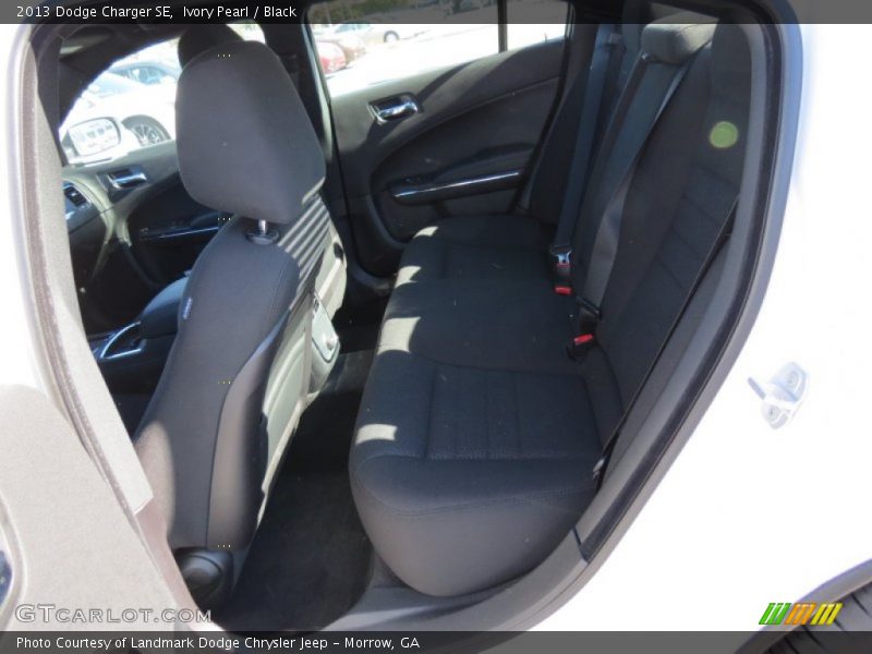 Ivory Pearl / Black 2013 Dodge Charger SE