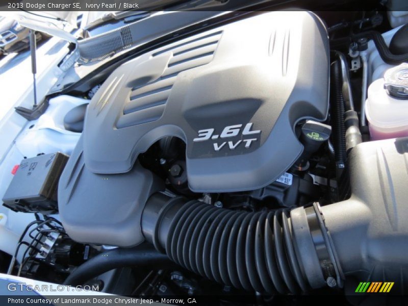 Ivory Pearl / Black 2013 Dodge Charger SE