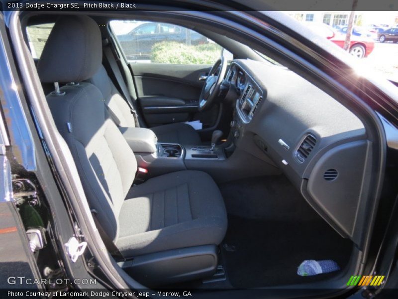 Pitch Black / Black 2013 Dodge Charger SE