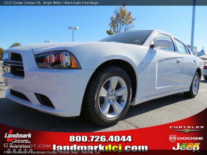 Bright White / Black/Light Frost Beige 2013 Dodge Charger SE