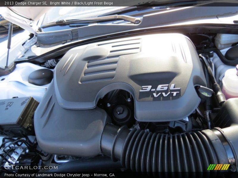 Bright White / Black/Light Frost Beige 2013 Dodge Charger SE