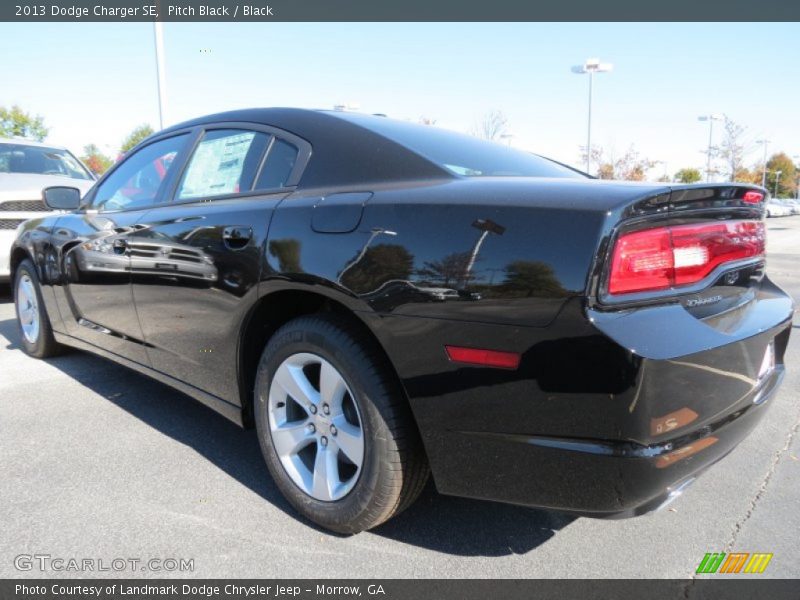 Pitch Black / Black 2013 Dodge Charger SE