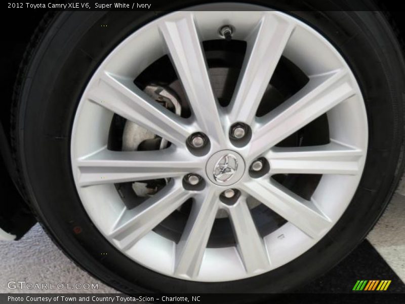 Super White / Ivory 2012 Toyota Camry XLE V6