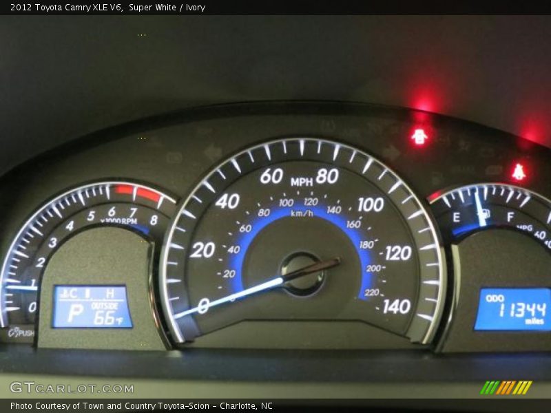 Super White / Ivory 2012 Toyota Camry XLE V6