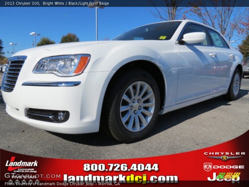 Bright White / Black/Light Frost Beige 2013 Chrysler 300