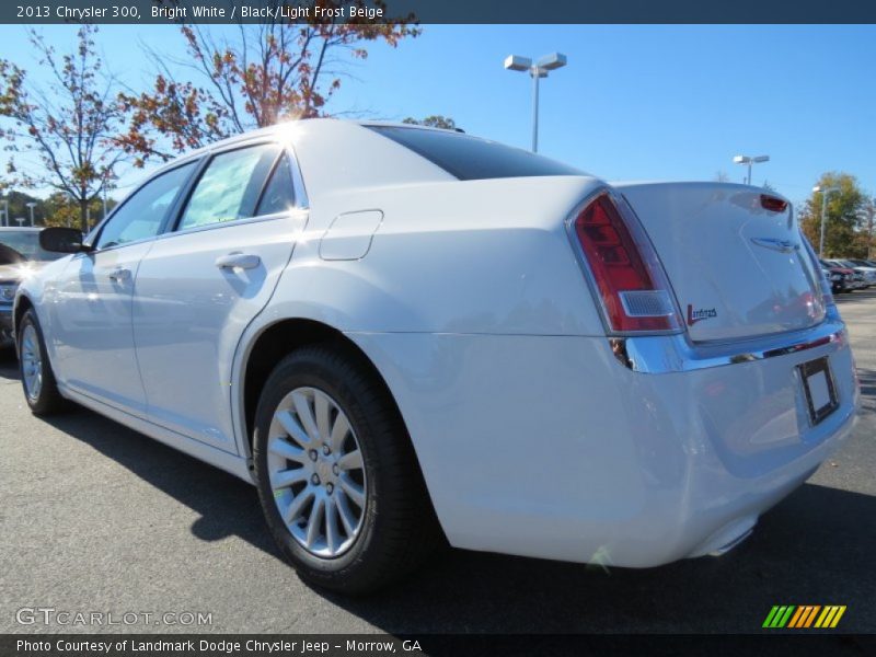 Bright White / Black/Light Frost Beige 2013 Chrysler 300