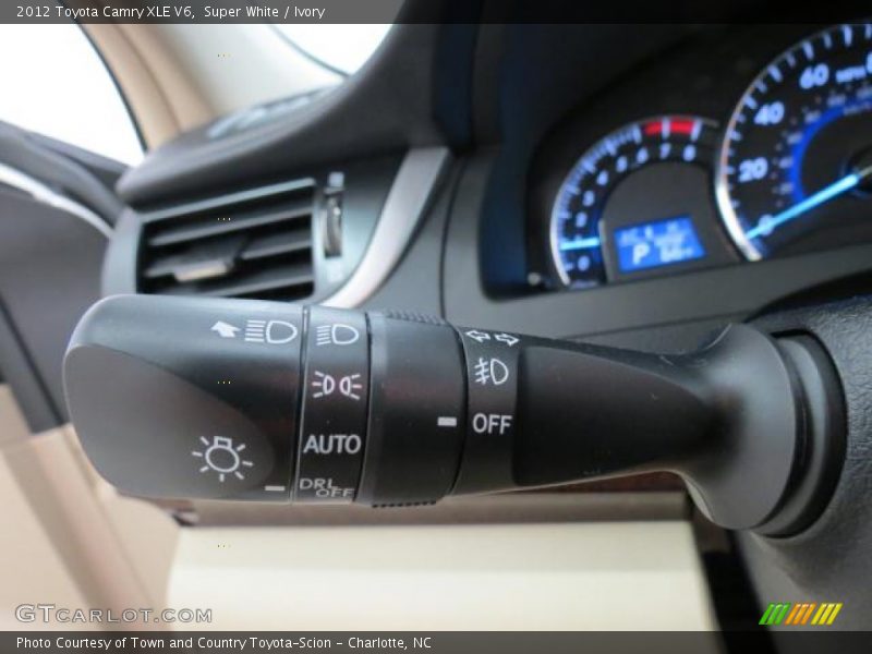 Super White / Ivory 2012 Toyota Camry XLE V6