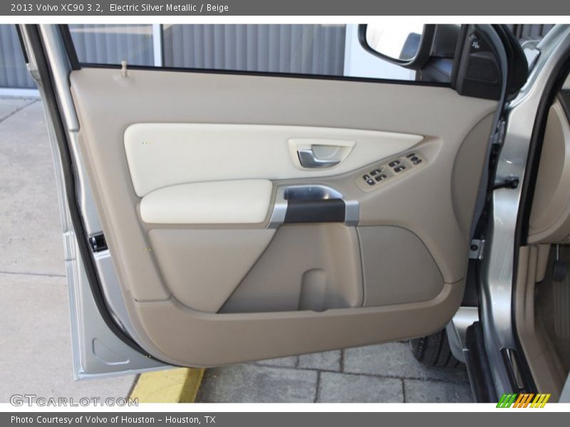 Electric Silver Metallic / Beige 2013 Volvo XC90 3.2
