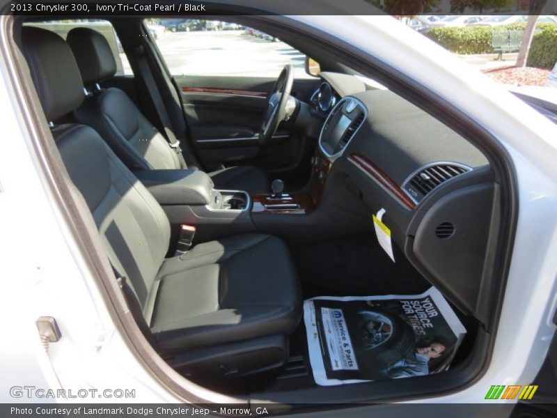 Ivory Tri-Coat Pearl / Black 2013 Chrysler 300
