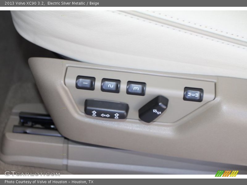 Electric Silver Metallic / Beige 2013 Volvo XC90 3.2