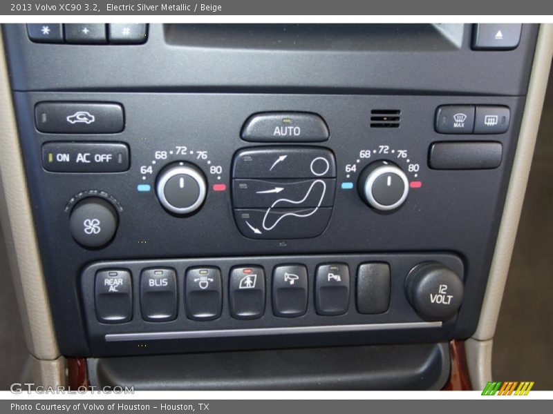 Electric Silver Metallic / Beige 2013 Volvo XC90 3.2