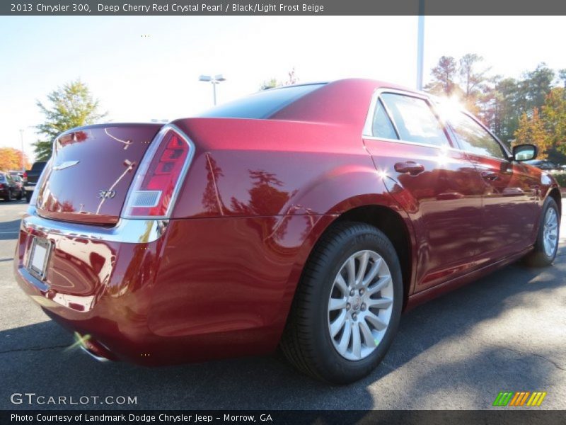 Deep Cherry Red Crystal Pearl / Black/Light Frost Beige 2013 Chrysler 300