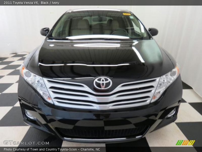 Black / Ivory 2011 Toyota Venza V6