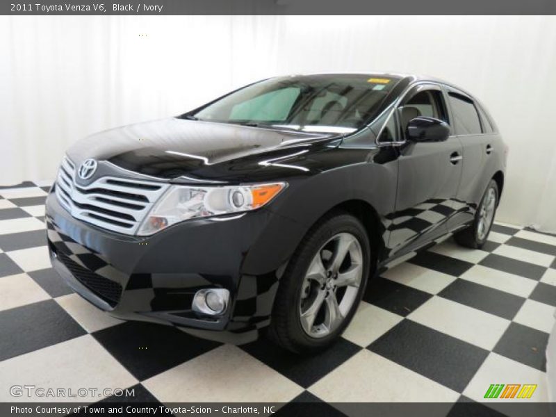 Black / Ivory 2011 Toyota Venza V6