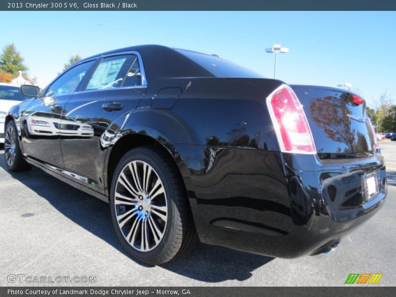 Gloss Black / Black 2013 Chrysler 300 S V6