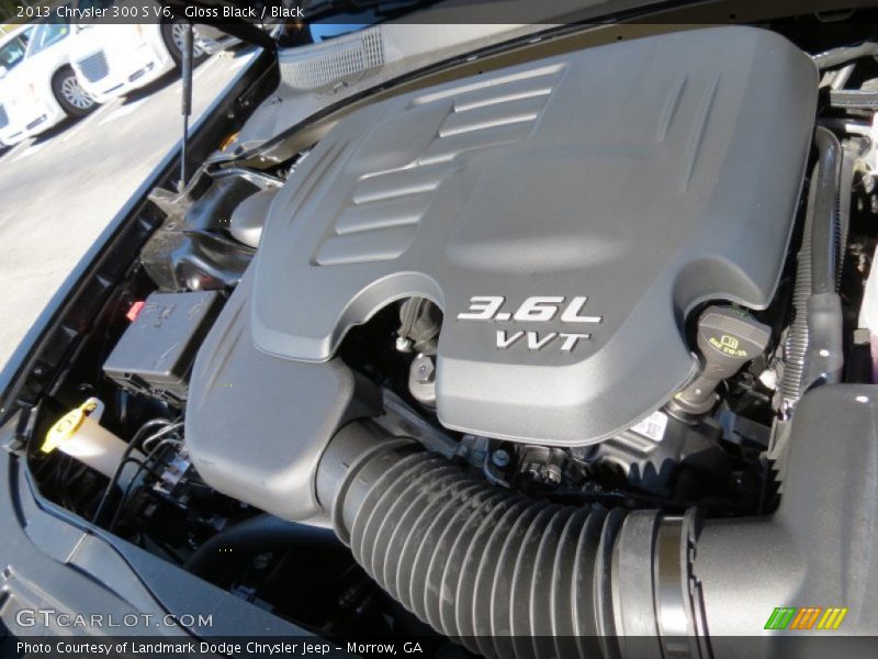 Gloss Black / Black 2013 Chrysler 300 S V6