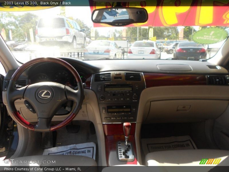 Black Onyx / Black 2003 Lexus ES 300