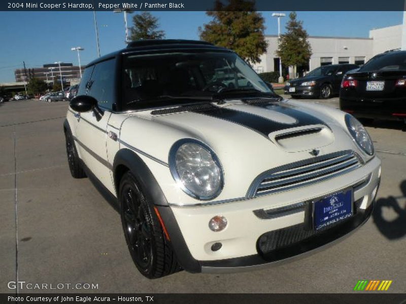 Pepper White / Panther Black 2004 Mini Cooper S Hardtop