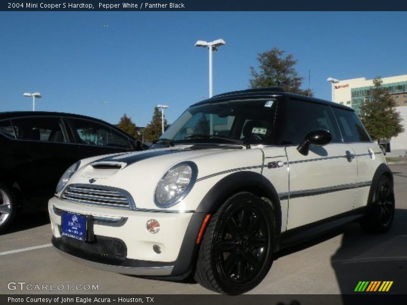 Pepper White / Panther Black 2004 Mini Cooper S Hardtop