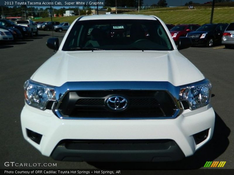 Super White / Graphite 2013 Toyota Tacoma Access Cab