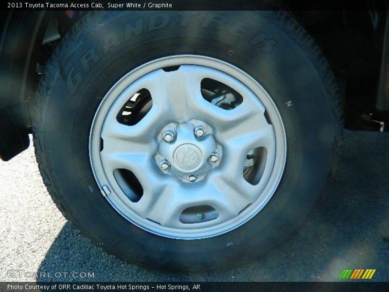 Super White / Graphite 2013 Toyota Tacoma Access Cab