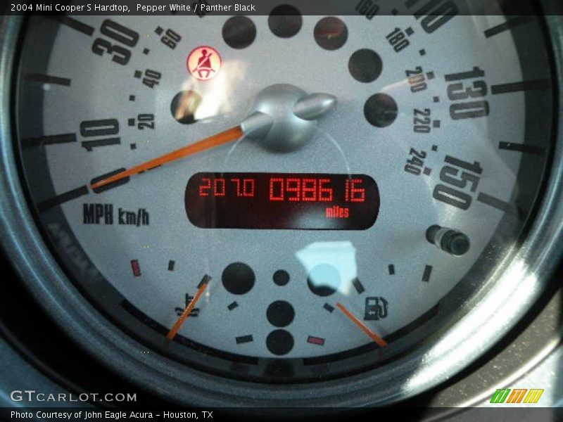 Pepper White / Panther Black 2004 Mini Cooper S Hardtop