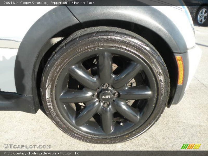 Pepper White / Panther Black 2004 Mini Cooper S Hardtop