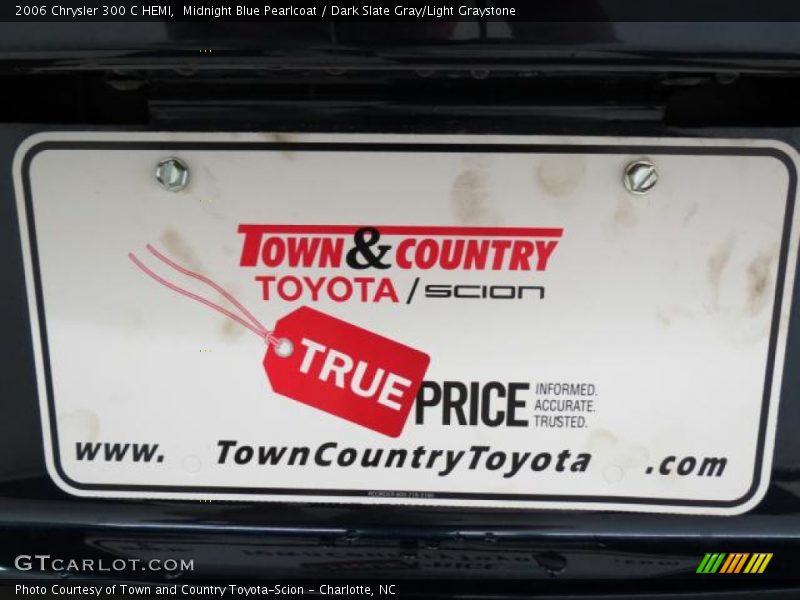 Midnight Blue Pearlcoat / Dark Slate Gray/Light Graystone 2006 Chrysler 300 C HEMI