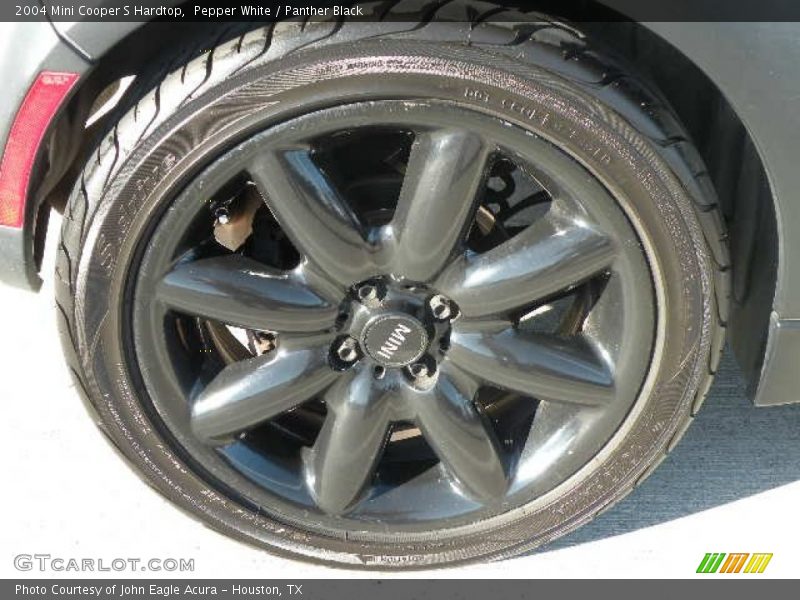 Pepper White / Panther Black 2004 Mini Cooper S Hardtop