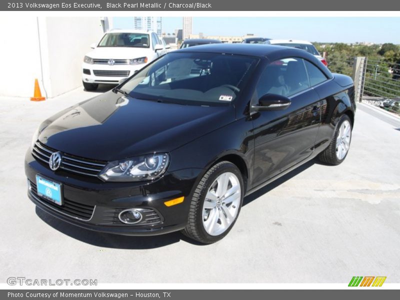 Black Pearl Metallic / Charcoal/Black 2013 Volkswagen Eos Executive